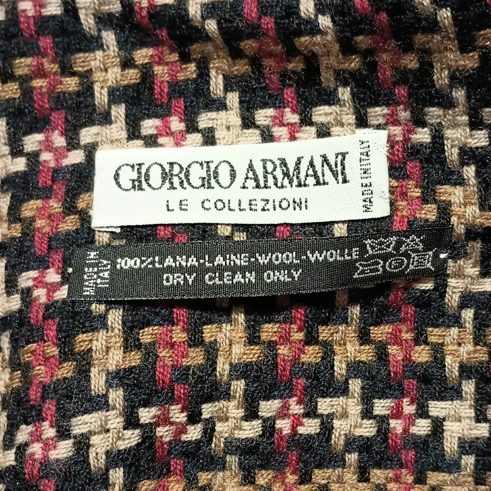 Men Women Giorgio Armani Le Collezioni Italy 100% Wool Luxury Italian Scarf Wrap